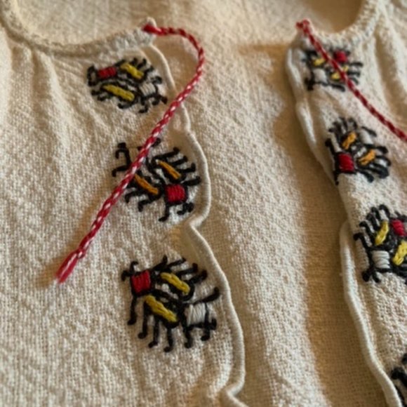 Hand-embroidered red+blackwork cotton-linen dress - Picture 6 of 9